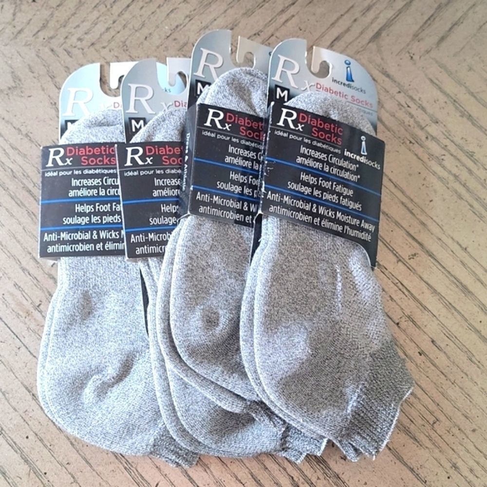Diabetic socks size M NWT 🤍